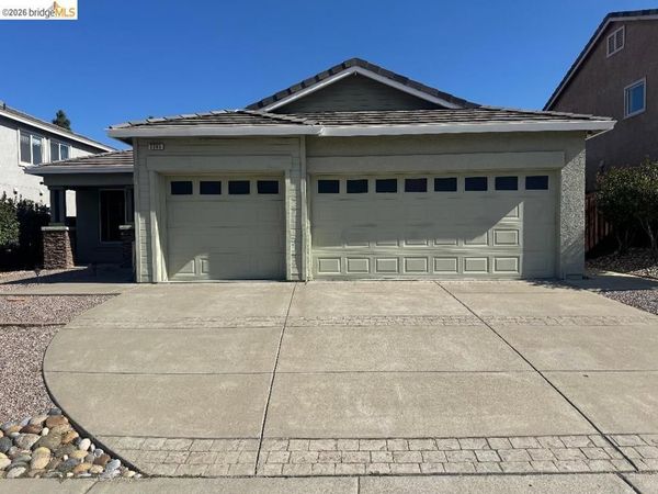 2385 Fieldgate Dr , Pittsburg, CA 94565