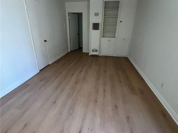 14638 Erwin Street , Unit 2, Van Nuys, CA 91411