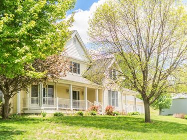 2048 HORSE CREEK Road, SIDNEY, IA 51652