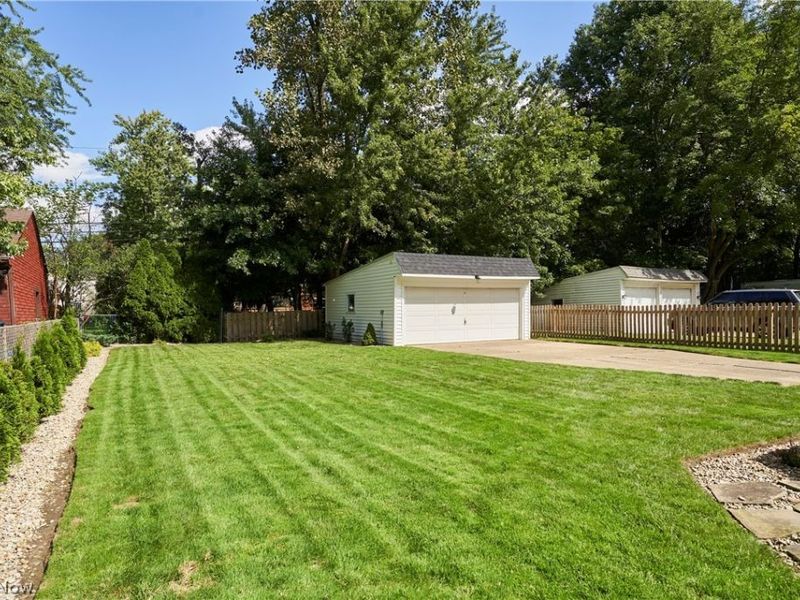 5215 Mayview Road, Lyndhurst, OH 44124 Photo 26