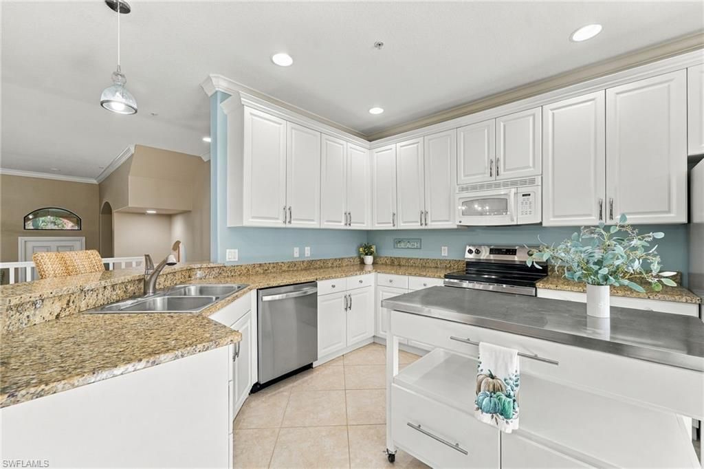 9098 Capistrano St S, Unit 7108, Naples, FL 34113 Photo