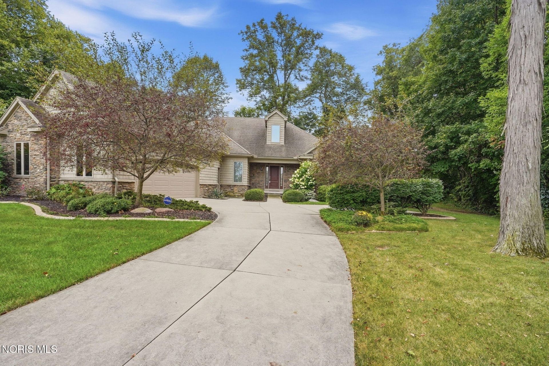 4068 Deer Ravine Court, Maumee, OH 43537 Main Photo