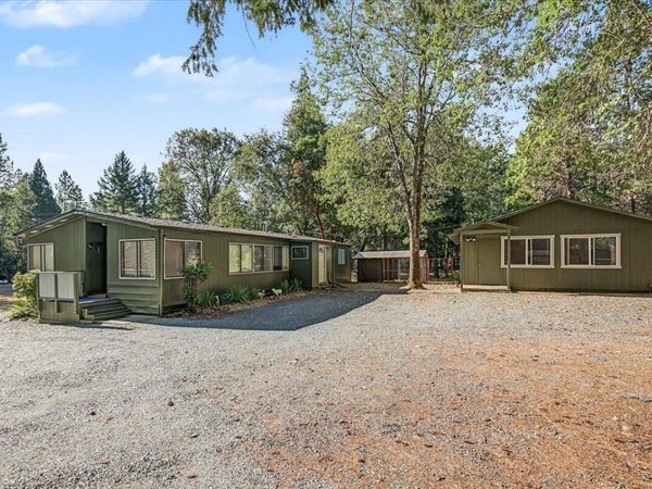 3871 Pleasant Creek Road, Rogue River, OR 97537