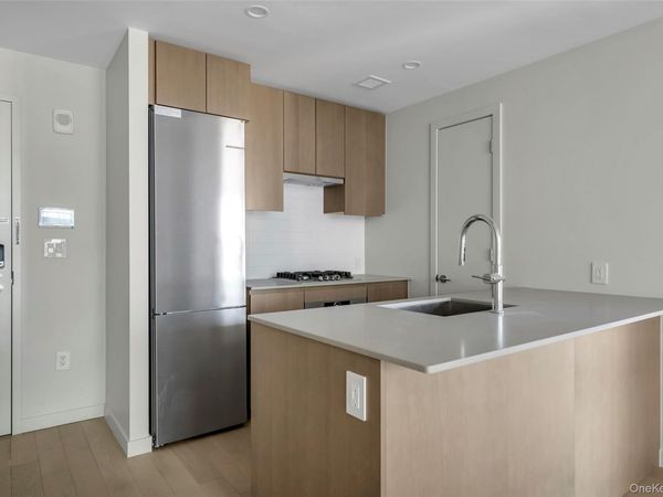 131-02B 40th Road , Unit 15U, Flushing, NY 11354