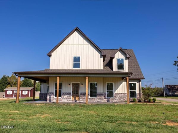 759 Browns Church Road , Jackson, TN 38305