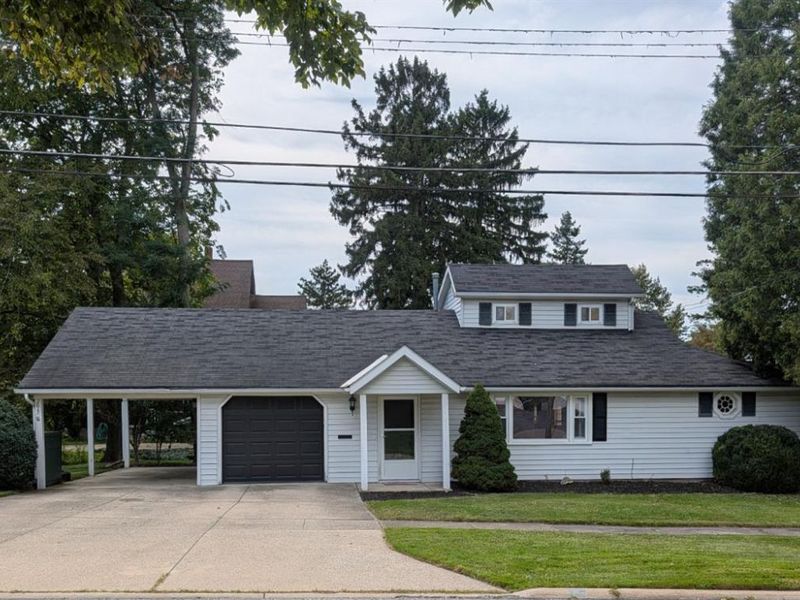 793 Park Avenue, Amherst, OH 44001 Photo 1