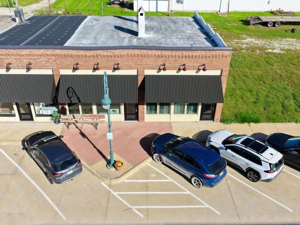 711 Marshall Street, Dexter, IA 50070