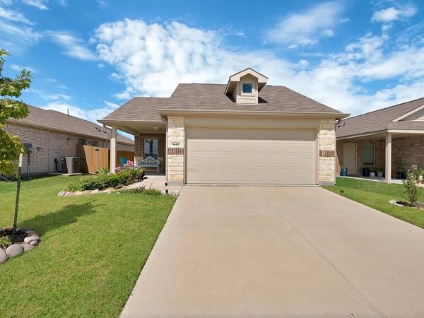 1448 Dovekie Drive , Forney, TX 75126
