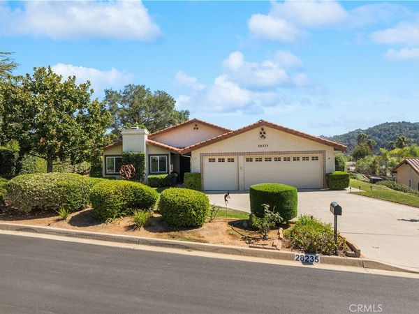 28235 Stonington, Escondido, CA 92026