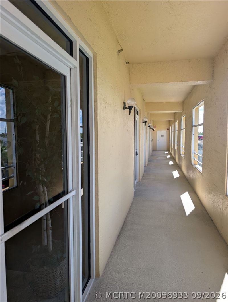701 NW Federal Highway , Unit 303 FULL F, Stuart, FL 34994 Photo