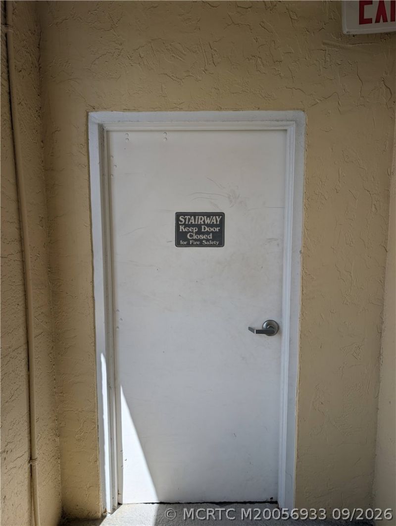 701 NW Federal Highway , Unit 303 FULL F, Stuart, FL 34994 Photo