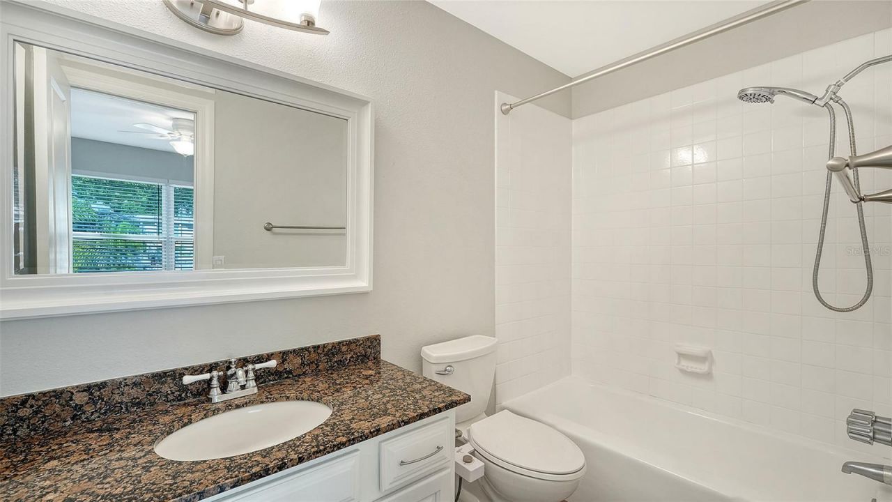 3360 S Osprey Avenue, Unit 209B, Sarasota, FL 34239 Photo