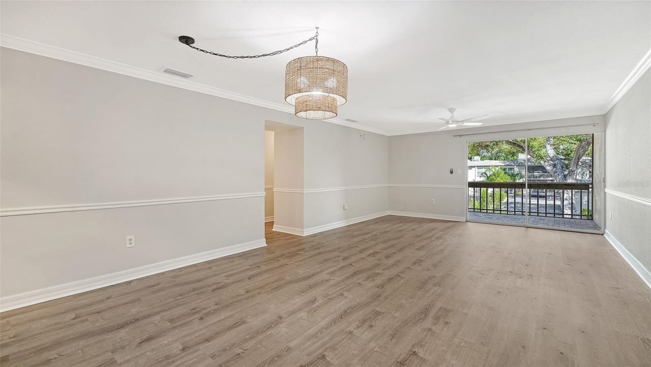3360 S Osprey Avenue, Unit 209B, Sarasota, FL 34239 Photo