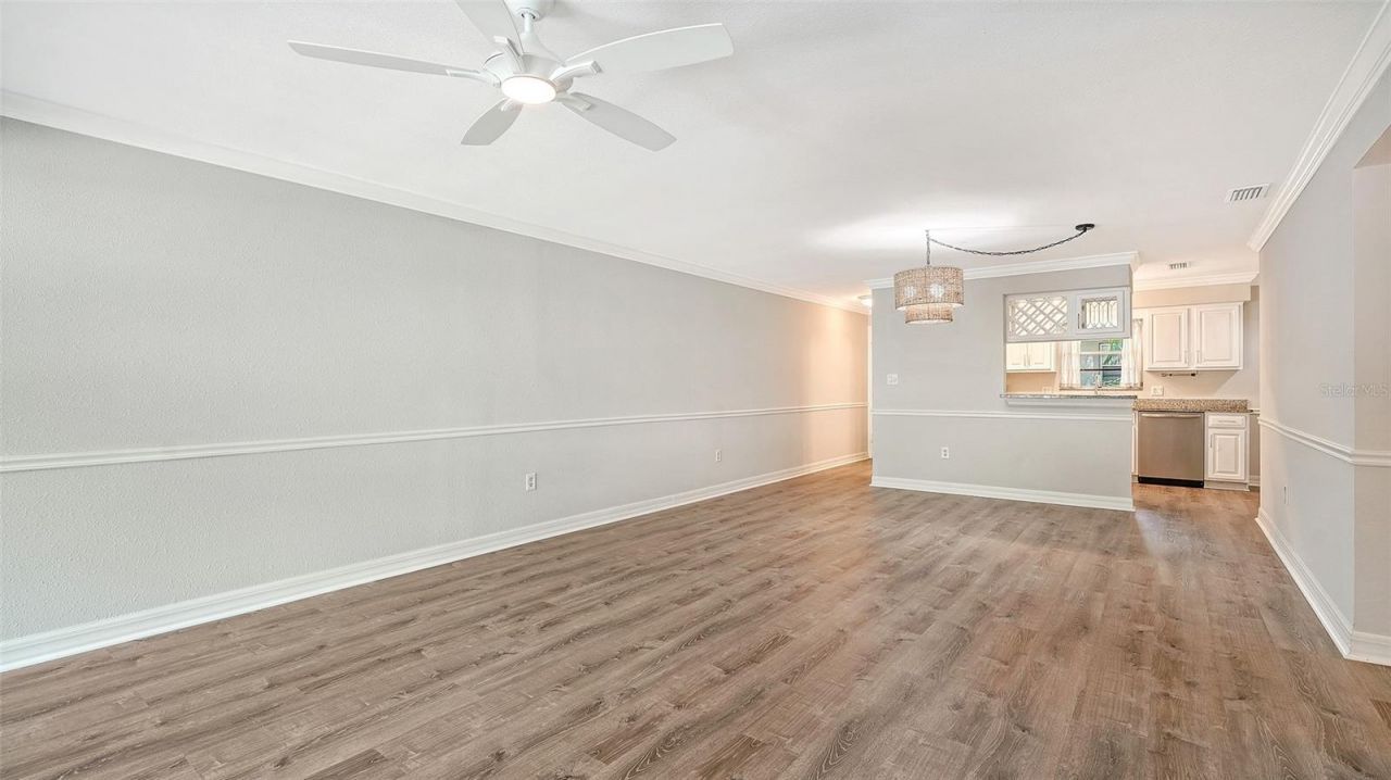 3360 S Osprey Avenue, Unit 209B, Sarasota, FL 34239 Photo