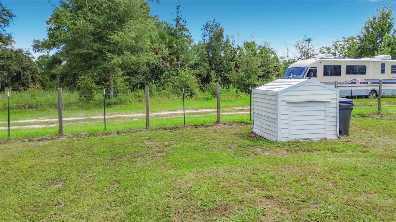 19884 SE 110th Court, Inglis, FL 34449 Photo