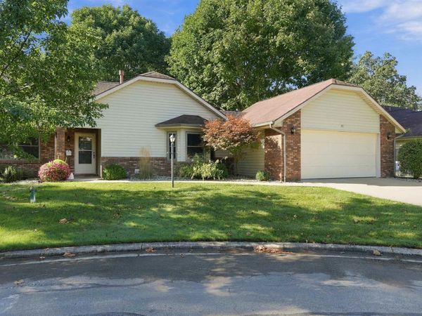 351 Baythorne Drive, Warsaw, IN 46580