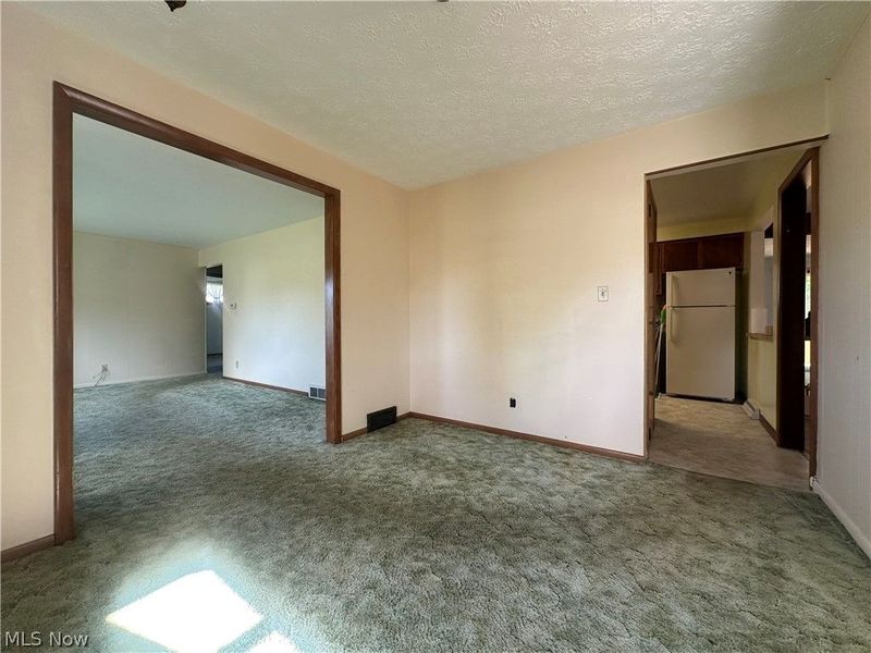 328 Geauga Portage Easterly Road NE, Cortland, OH 44410 Photo 12