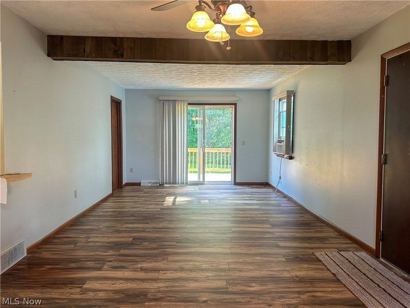 328 Geauga Portage Easterly Road NE, Cortland, OH 44410 Photo 18