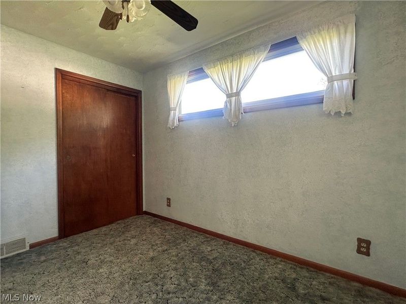 328 Geauga Portage Easterly Road NE, Cortland, OH 44410 Photo 27