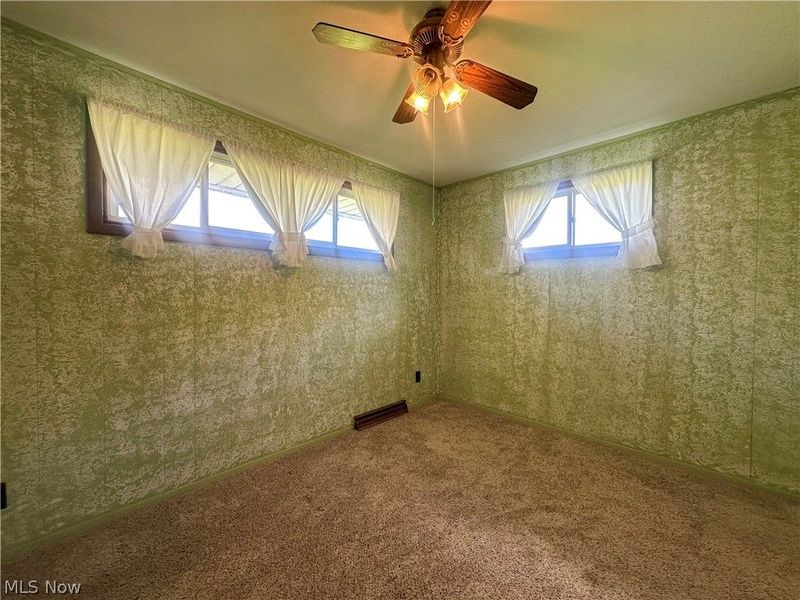 328 Geauga Portage Easterly Road NE, Cortland, OH 44410 Photo 32