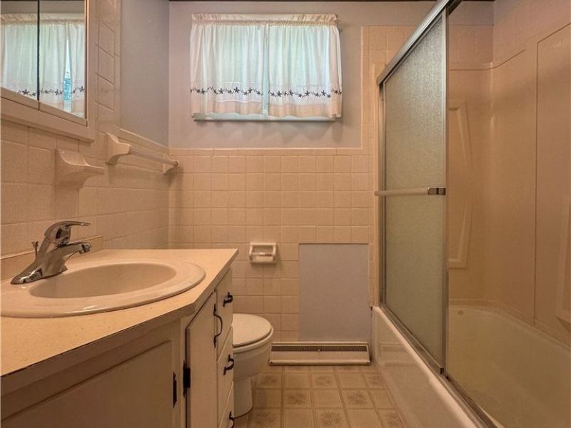 328 Geauga Portage Easterly Road NE, Cortland, OH 44410 Photo 34