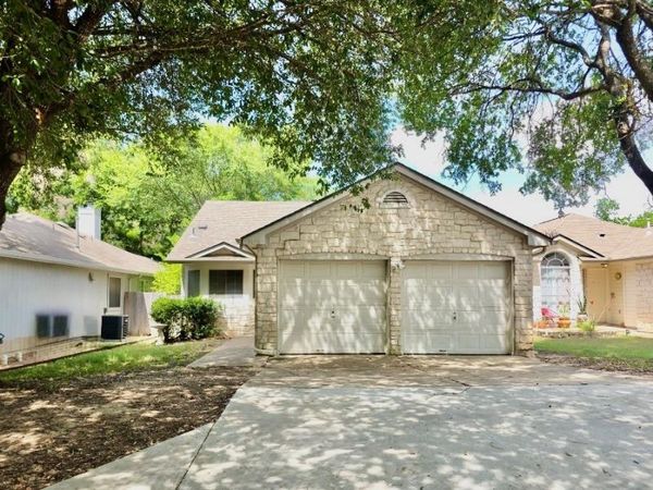 9106 Wellesley DR, Austin, TX 78754
