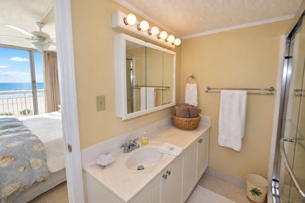 1012 N Waccamaw Dr. Photo 24
