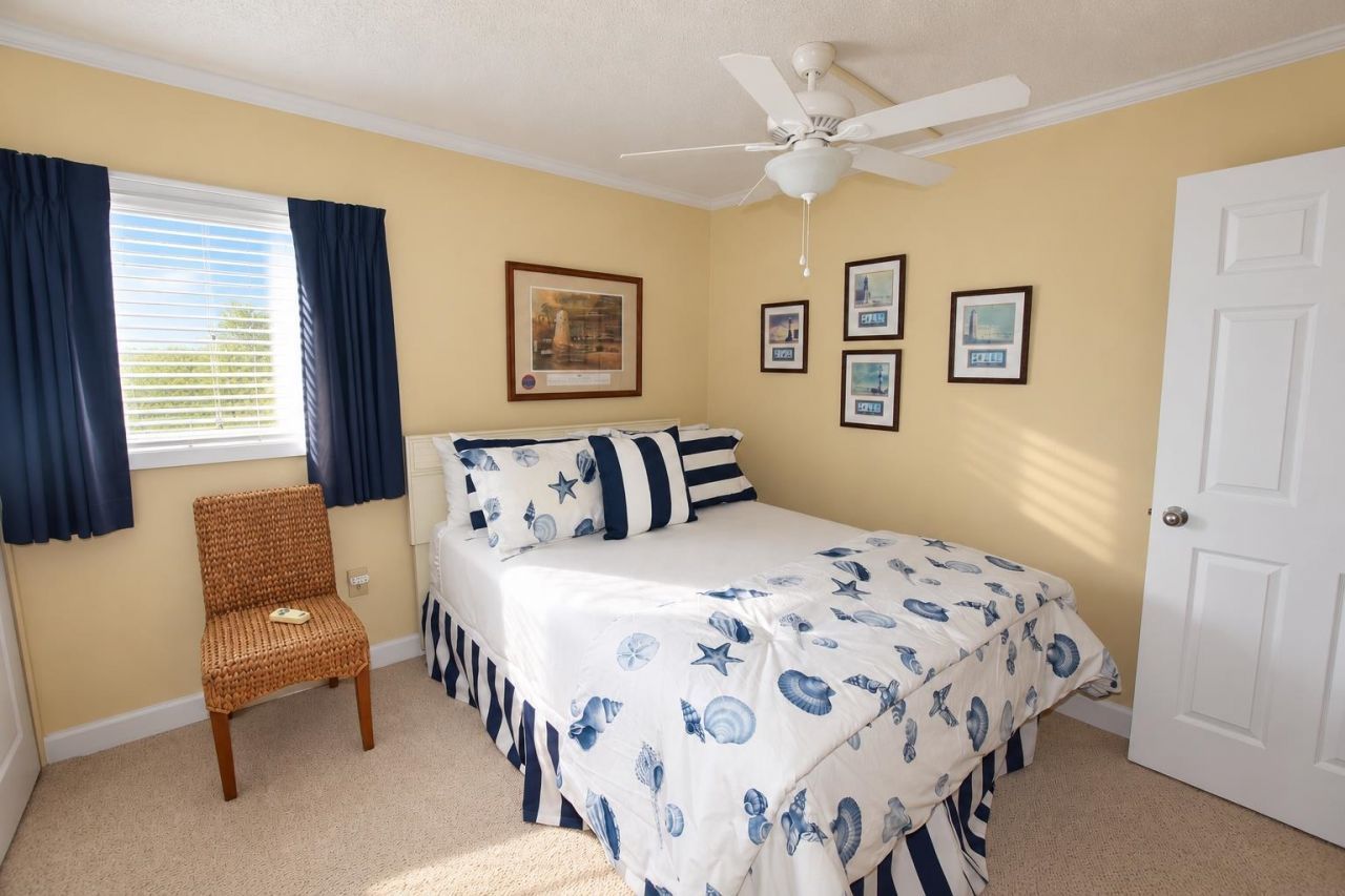 1012 N Waccamaw Dr. Photo 30