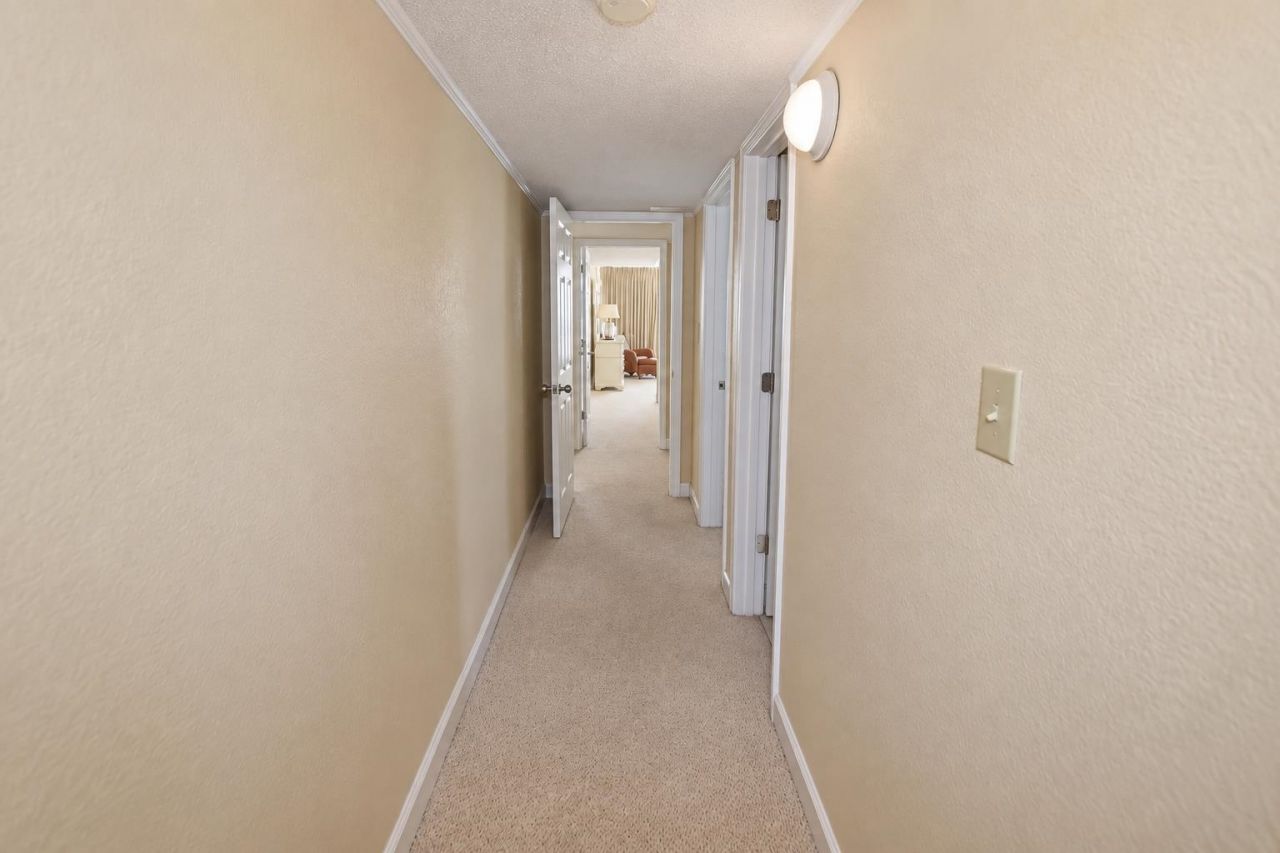 1012 N Waccamaw Dr. Photo 44
