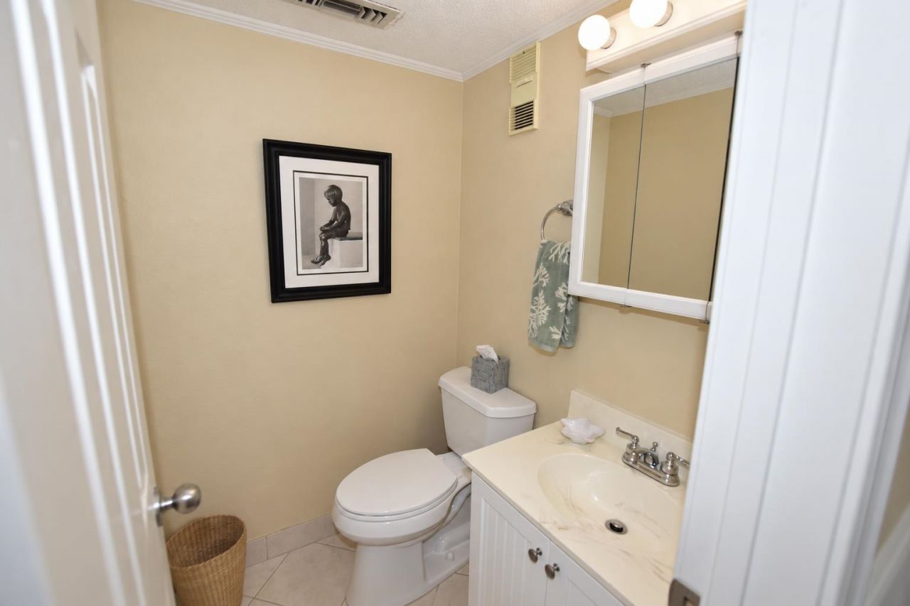 1012 N Waccamaw Dr. Photo 46