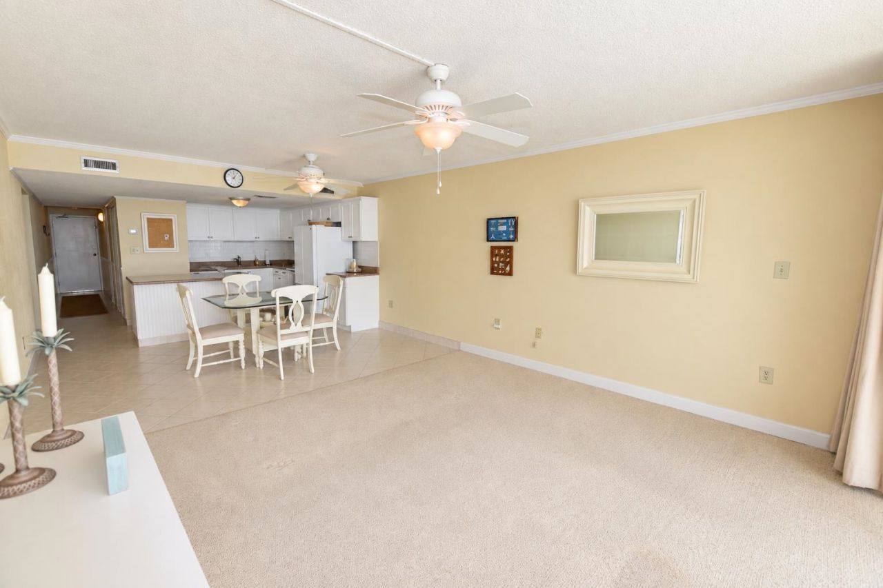 1012 N Waccamaw Dr. Photo 8