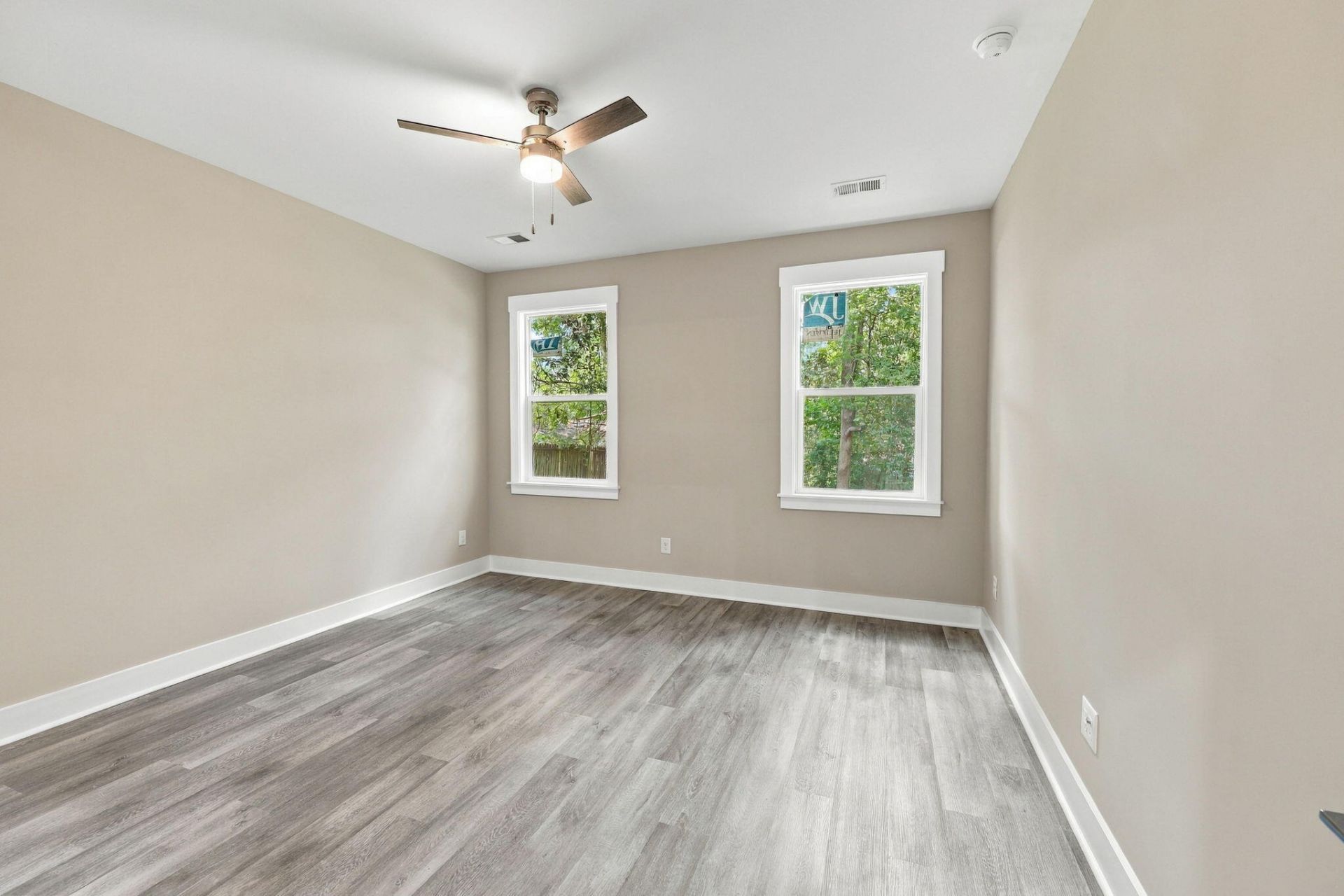5816 Beverly Drive Photo 16