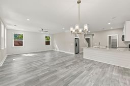 5816 Beverly Drive photo 4