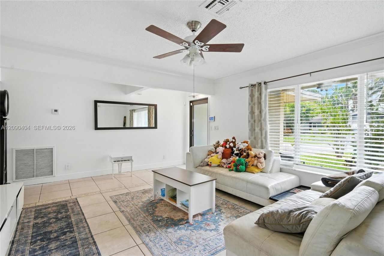 6990 NW 23rd St , Margate, FL 33063 Photo