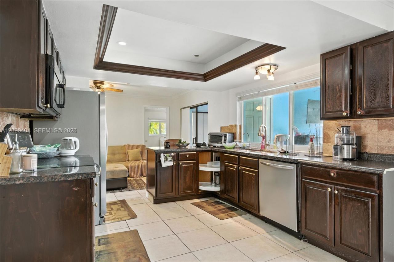 6990 NW 23rd St , Margate, FL 33063 Photo