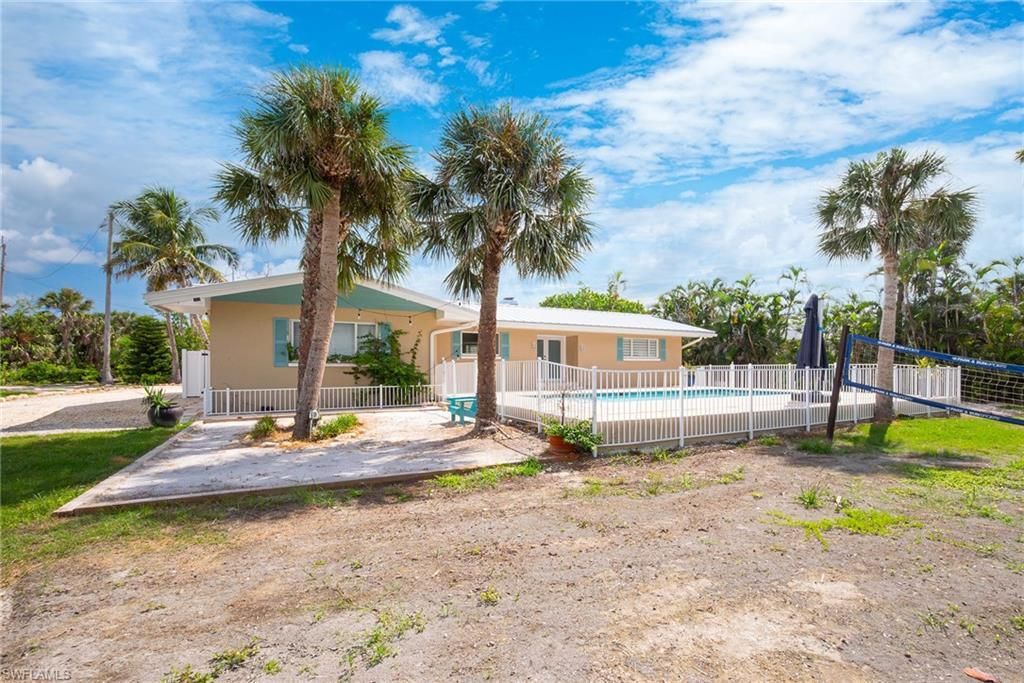 5885 Pine Tree Dr , Sanibel, FL 33957 Photo