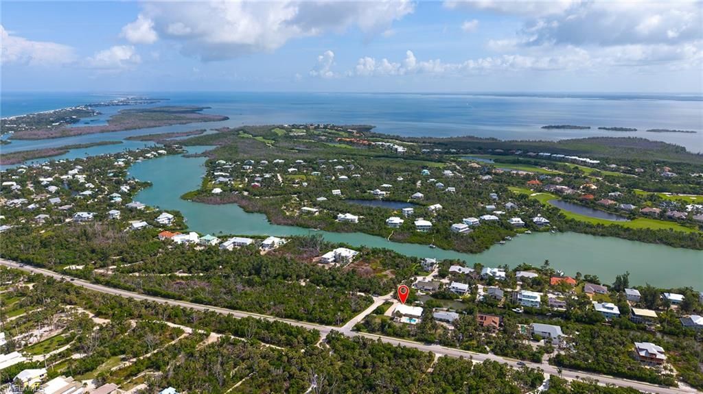 5885 Pine Tree Dr , Sanibel, FL 33957 Photo