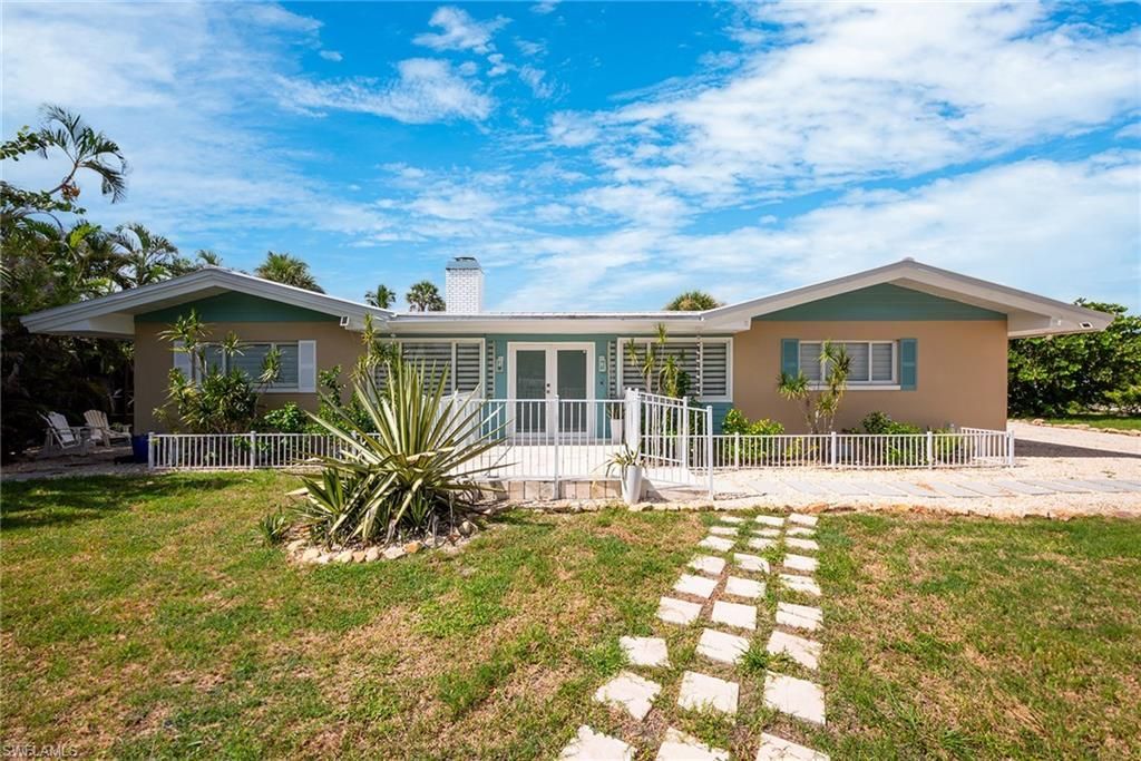 5885 Pine Tree Dr , Sanibel, FL 33957 Photo