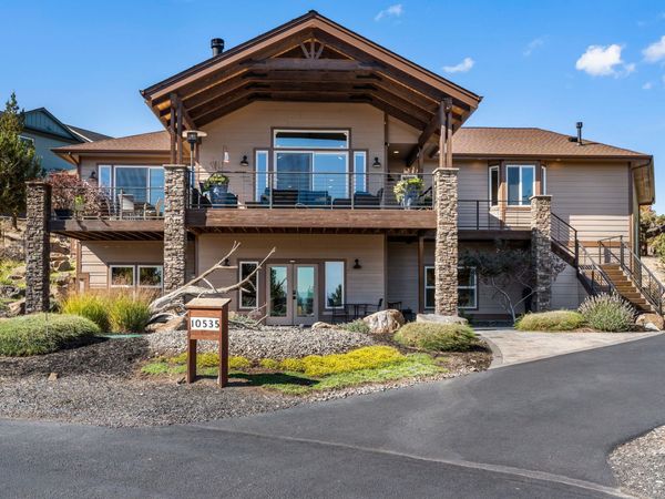 10535 Bitterbrush Court, Redmond, OR 97756