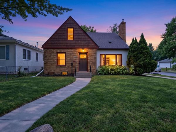2748 NE Ulysses Street NE, Minneapolis, MN 55418