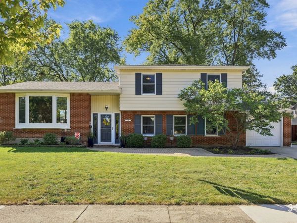 1341 E VIRGINIA Drive , Palatine, IL 60074