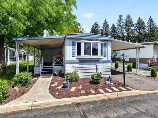 208 S Neyland Rd, Liberty Lake, WA 99019