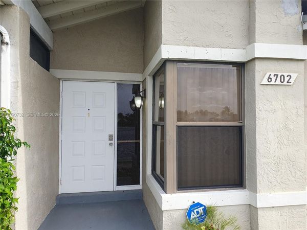 6702 SW 152nd Pl , Unit 28-02, Miami, FL 33193