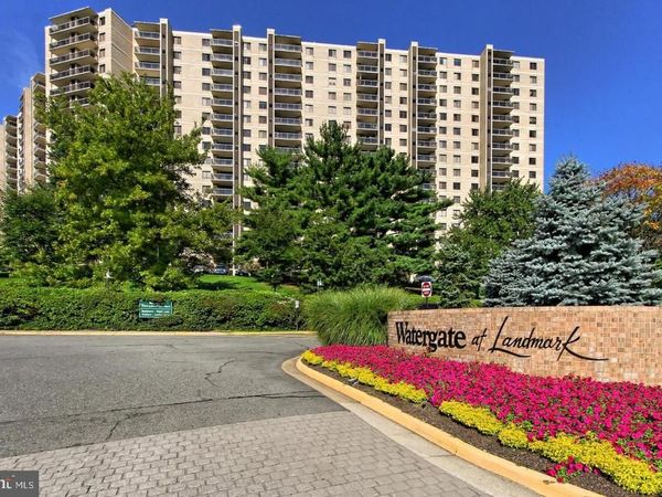 205 YOAKUM PARKWAY, Unit 906, ALEXANDRIA, VA 22304