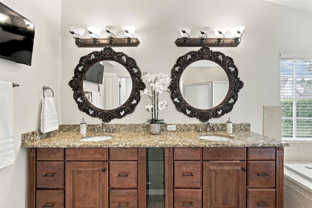 12427 Bristol Commons Circle , Tampa, FL 33626 Photo
