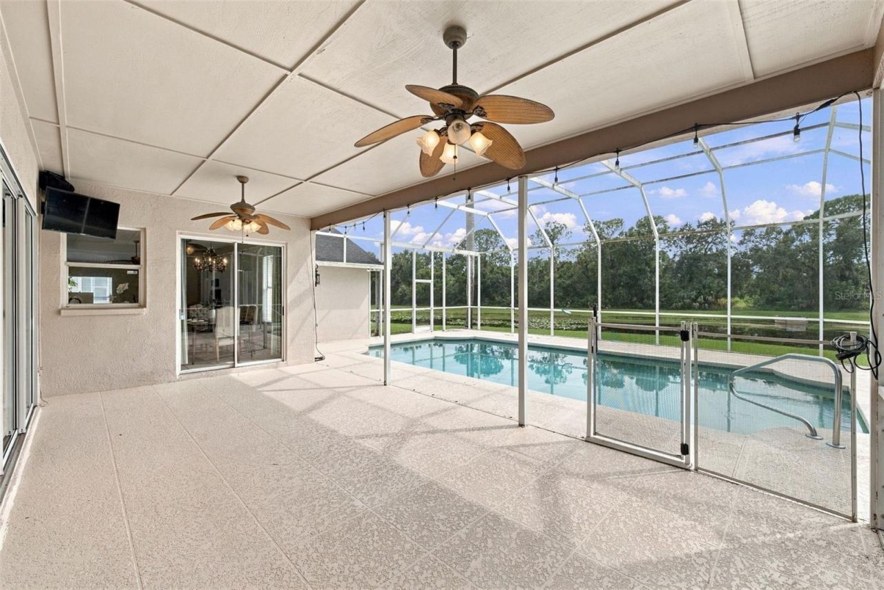12427 Bristol Commons Circle , Tampa, FL 33626 Photo