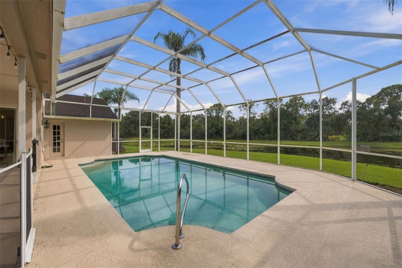 12427 Bristol Commons Circle , Tampa, FL 33626 Photo