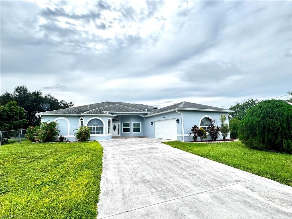 1709 Moore Ave , Lehigh Acres, FL 33972 Photo