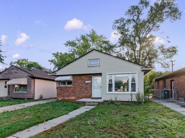 23830 Morton Street , Oak Park, Mi 48237
