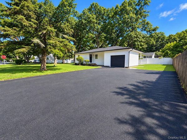 220 Moriches Avenue , Mastic, NY 11950